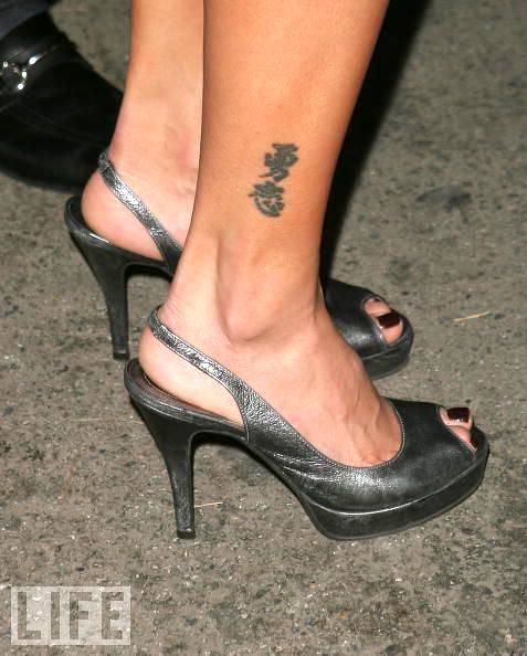 Carrie Ann Inaba Feet