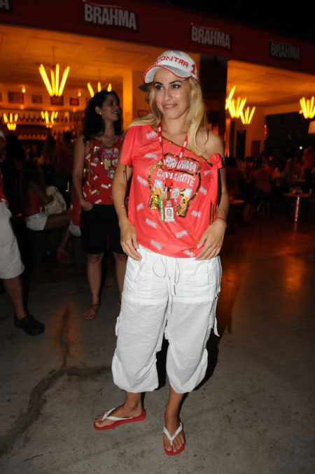 Daniela Escobar Feet