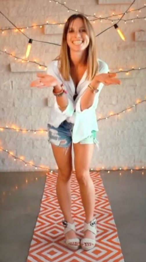 Hannah Cranston Feet