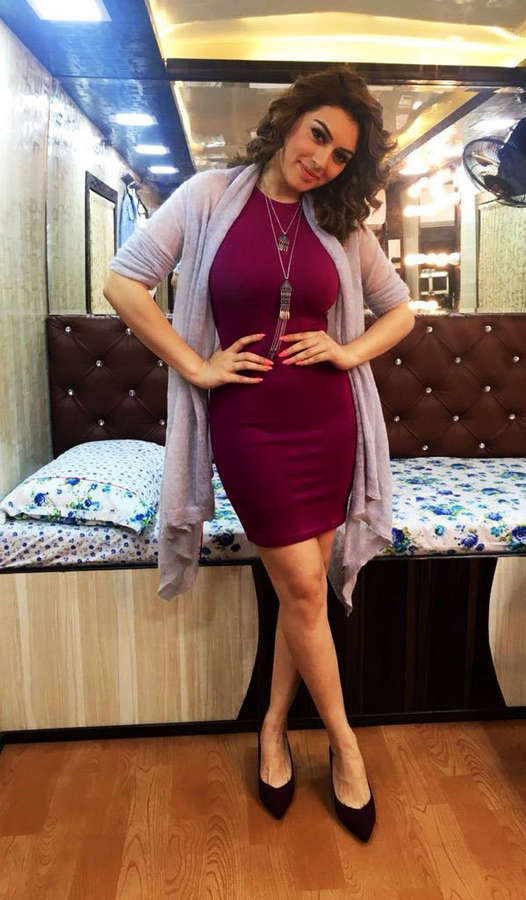 Hansika Motwani Feet