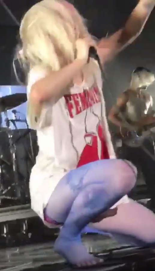 Hayley Williams Feet