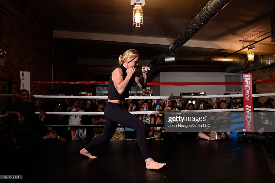 Holly Holm Feet