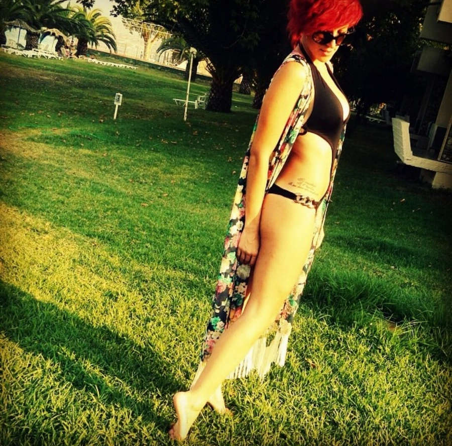 Hrysa Dimopoulou Feet