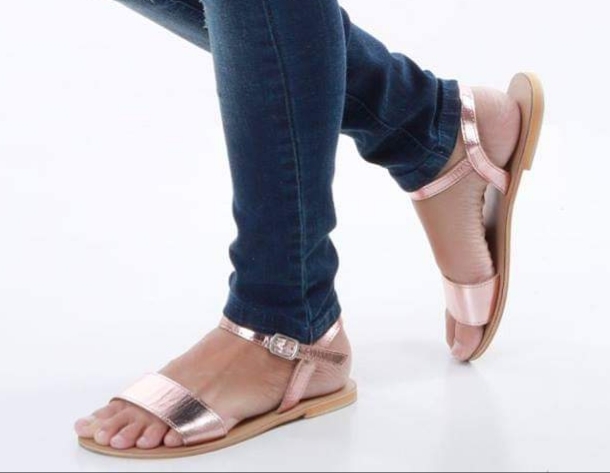 Karandza Fernando Feet