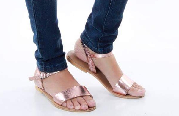 Karandza Fernando Feet