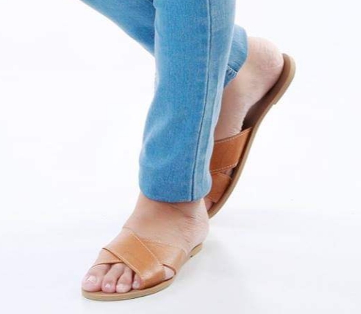 Karandza Fernando Feet