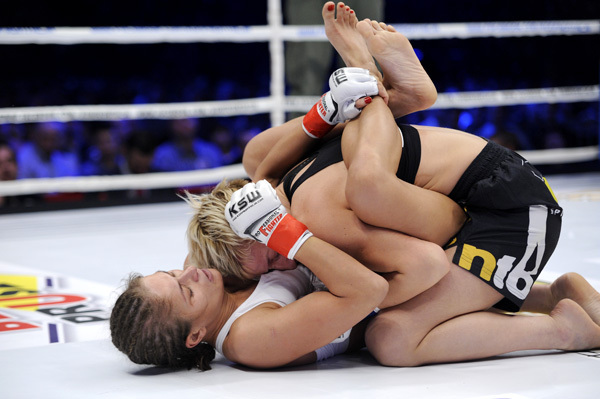 Karolina Kowalkiewicz Feet