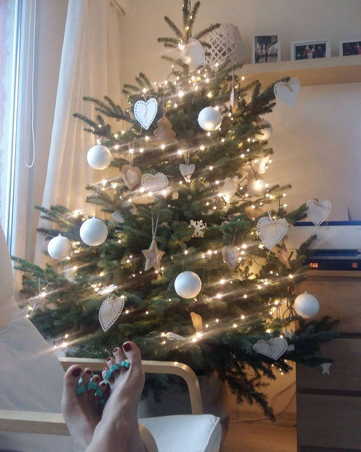 Karolina Kowalkiewicz Feet