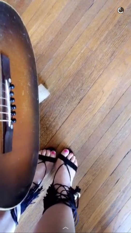 Kelleigh Bannen Feet