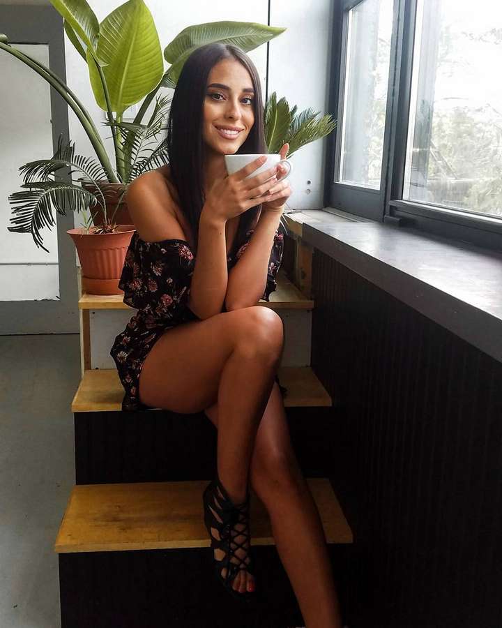 Kiara Gomez Feet