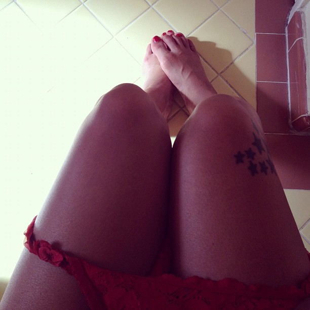 Levy Tran Feet