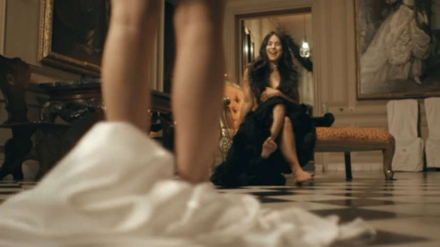 Louise Thompson Feet