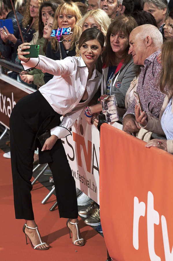 Manuela Velasco Feet