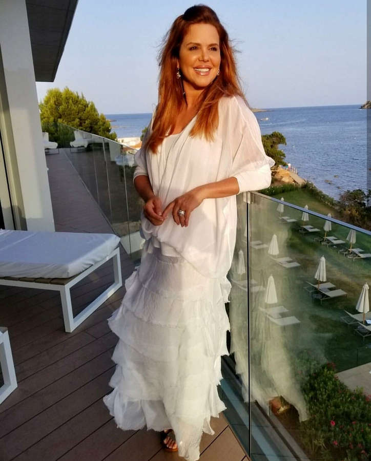 Maria Celeste Arraras Feet