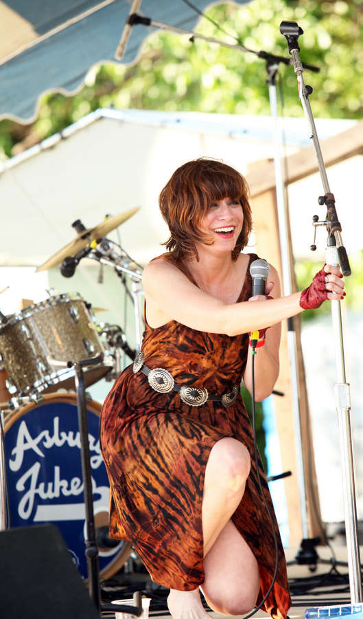 Nicole Atkins Feet