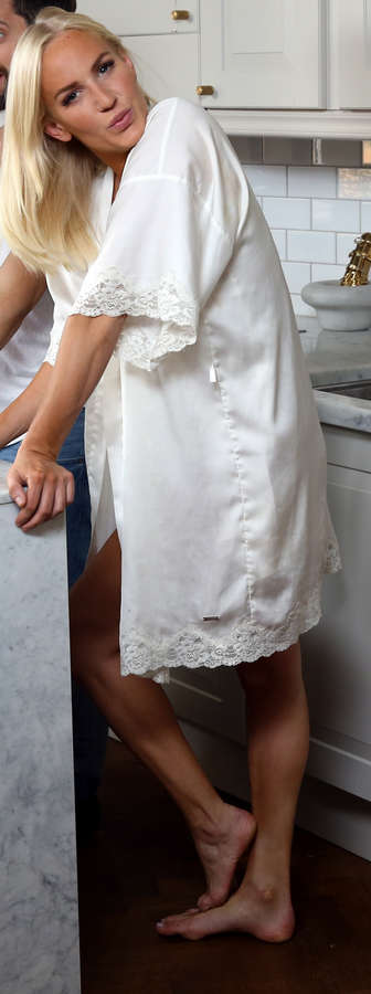 Petra Tungarden Feet