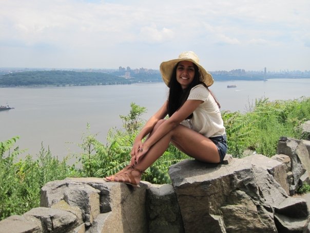 Romina Aranzola Feet