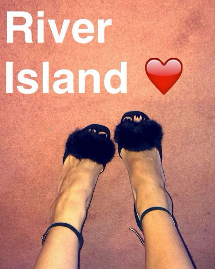 Rosanna Davison Feet
