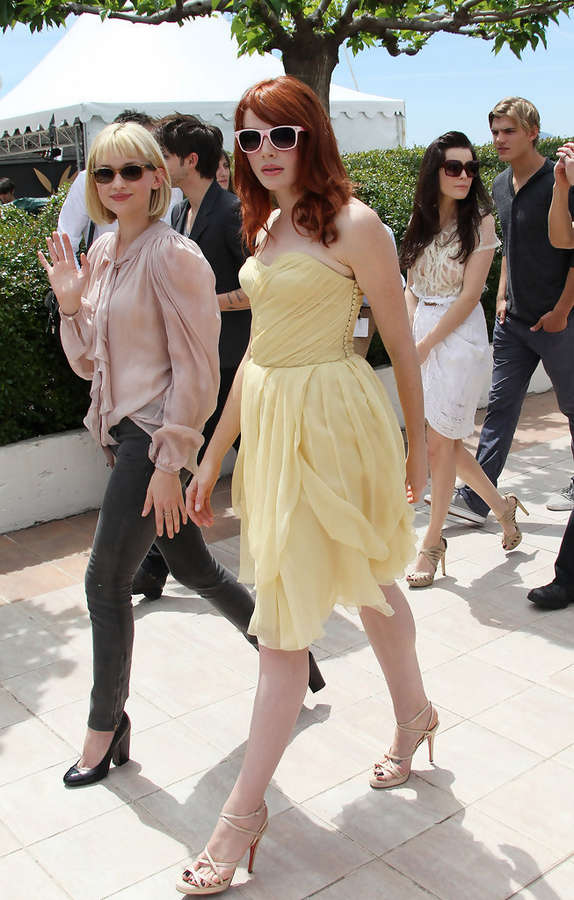 Roxane Mesquida Feet