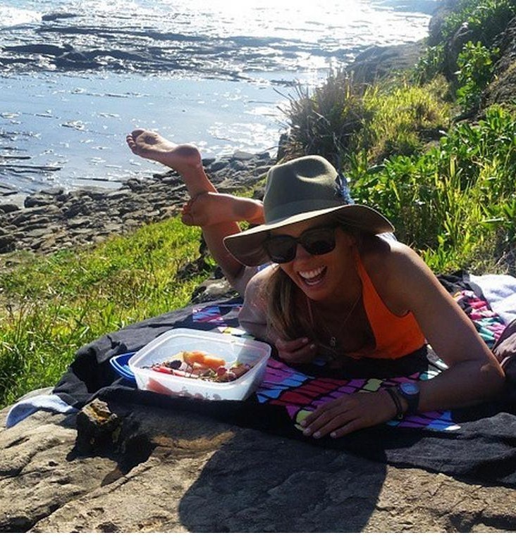 Sally Fitzgibbons Feet