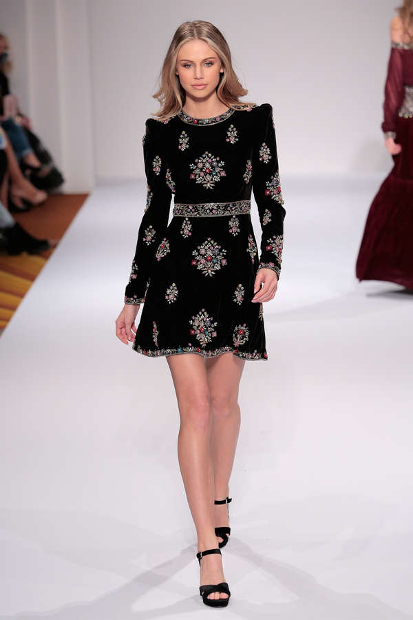 Scarlett Leithold Feet