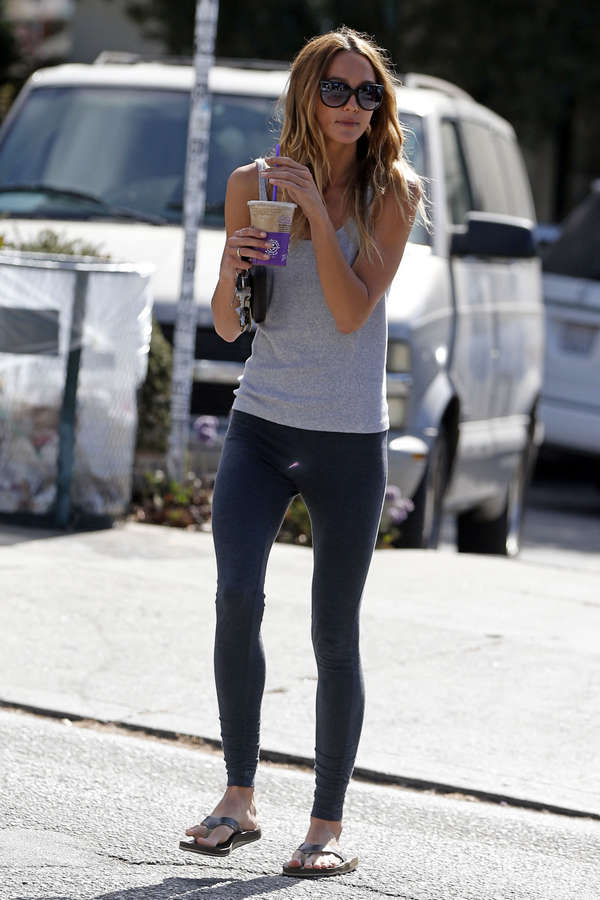 Sharni Vinson Feet