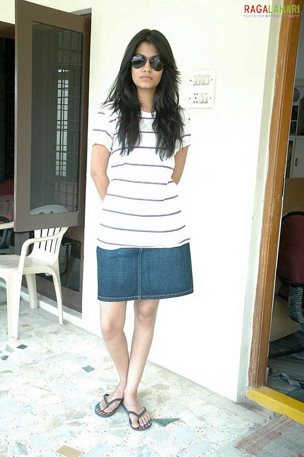 Shreya Dhanwanthary Feet