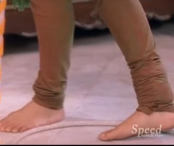 Simran Feet