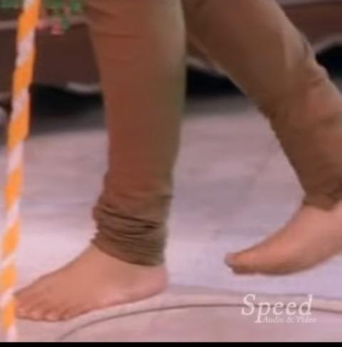 Simran Feet