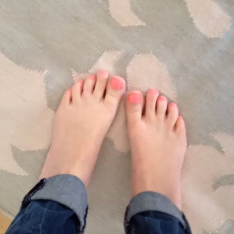 Summer Bellessa Feet