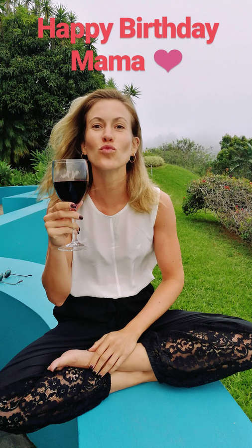 Wolke Hegenbarth Feet