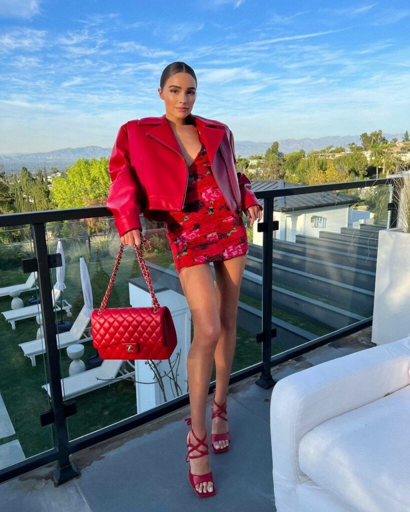 Olivia Culpo Feet (28 sexy-photos)