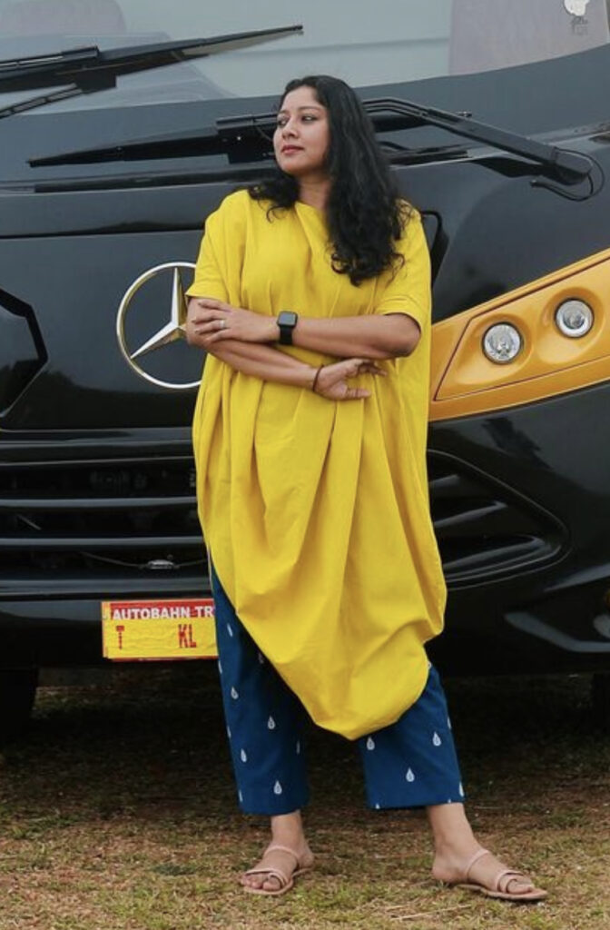 Anumol K Manoharan Feet (2 images)