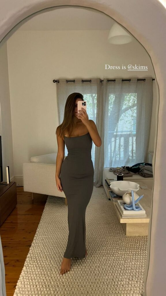 Jade Tuncdoruk Feet (11 sexy-photos)