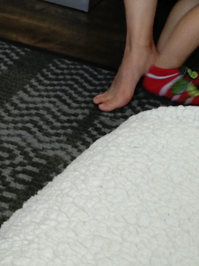 Camilla Diep Feet (3 photos)