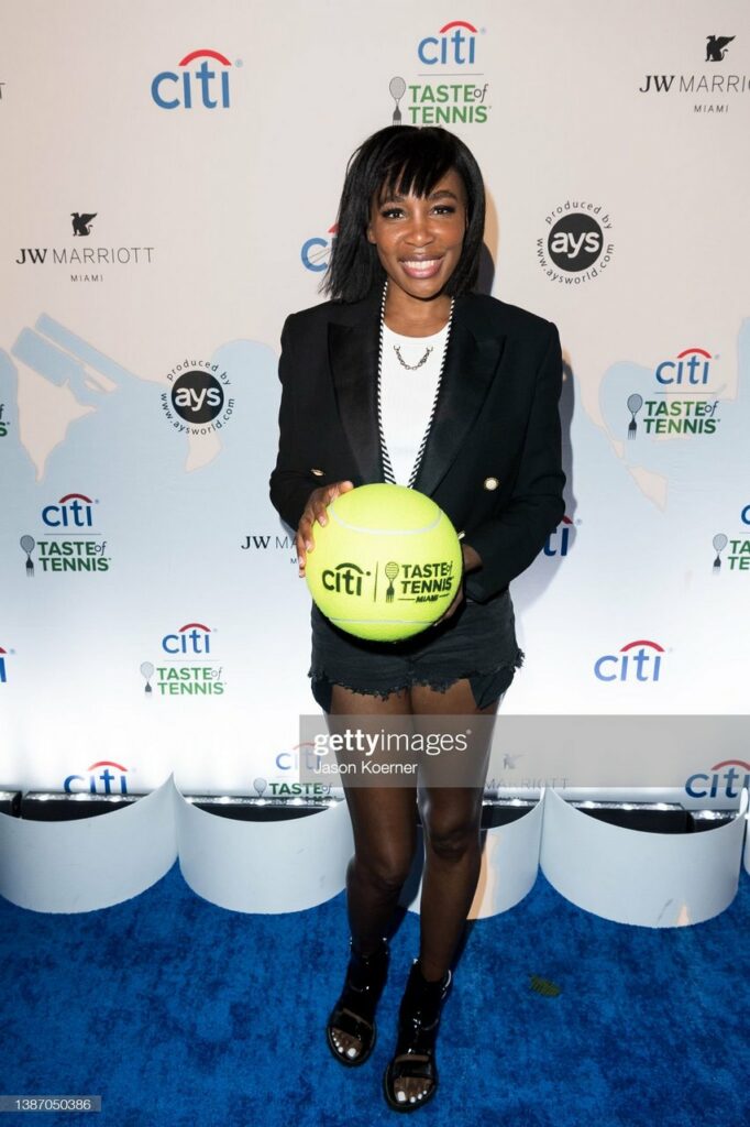 Venus Williams Feet (4 pics)