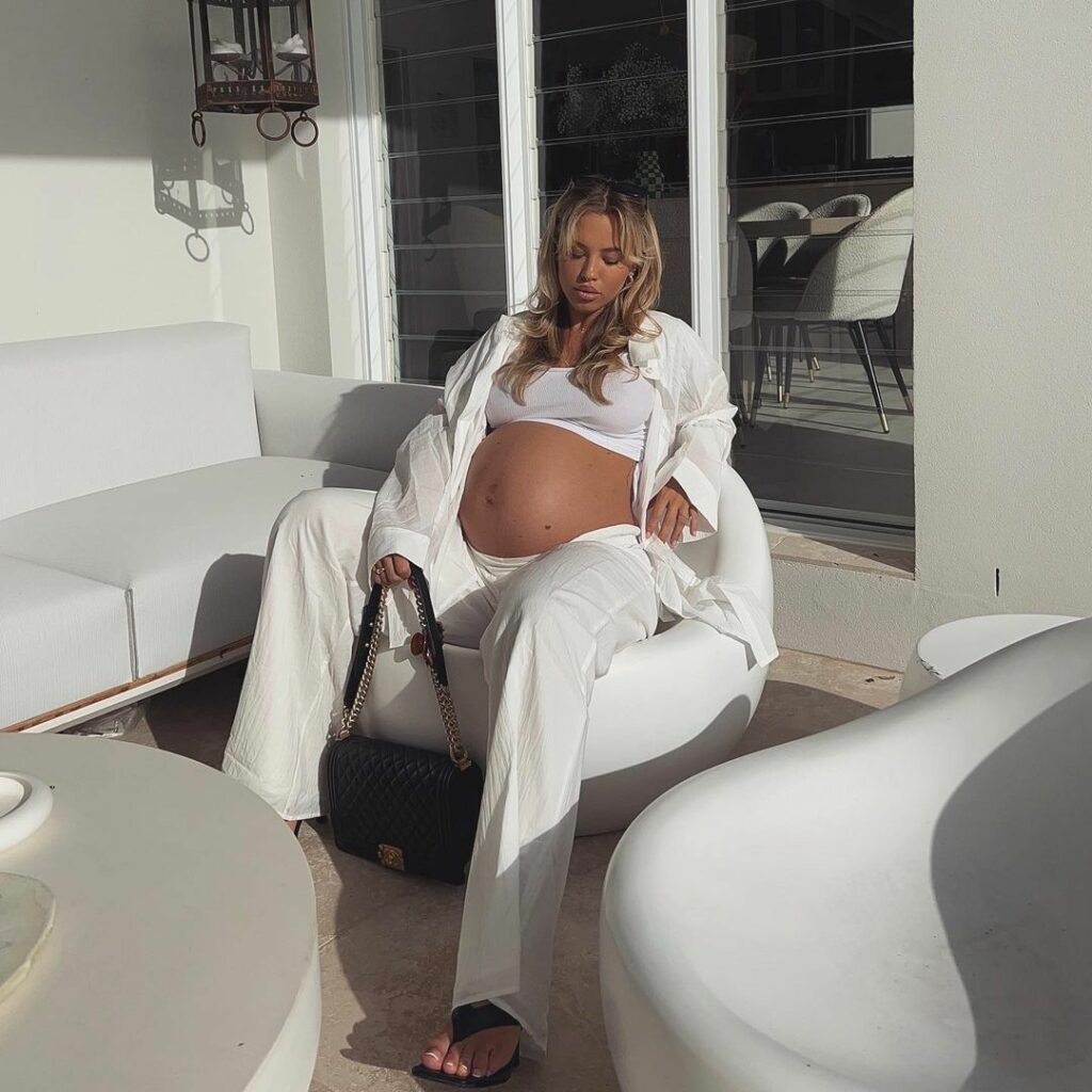 Tammy Hembrow Feet (4 sexy-photos)