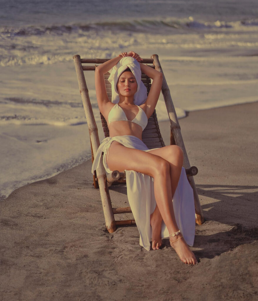 Kathryn Bernardo Feet (3 pictures)