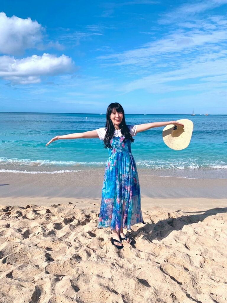 Yui Ishikawa Feet (4 photos)