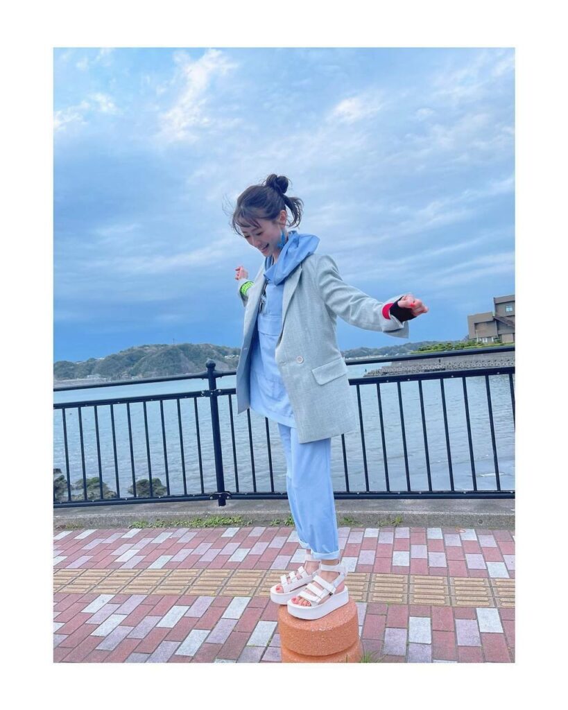 Marika Matsumoto Feet (15 photos)