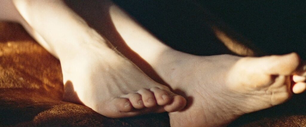 Sondra Locke Feet (4 images)
