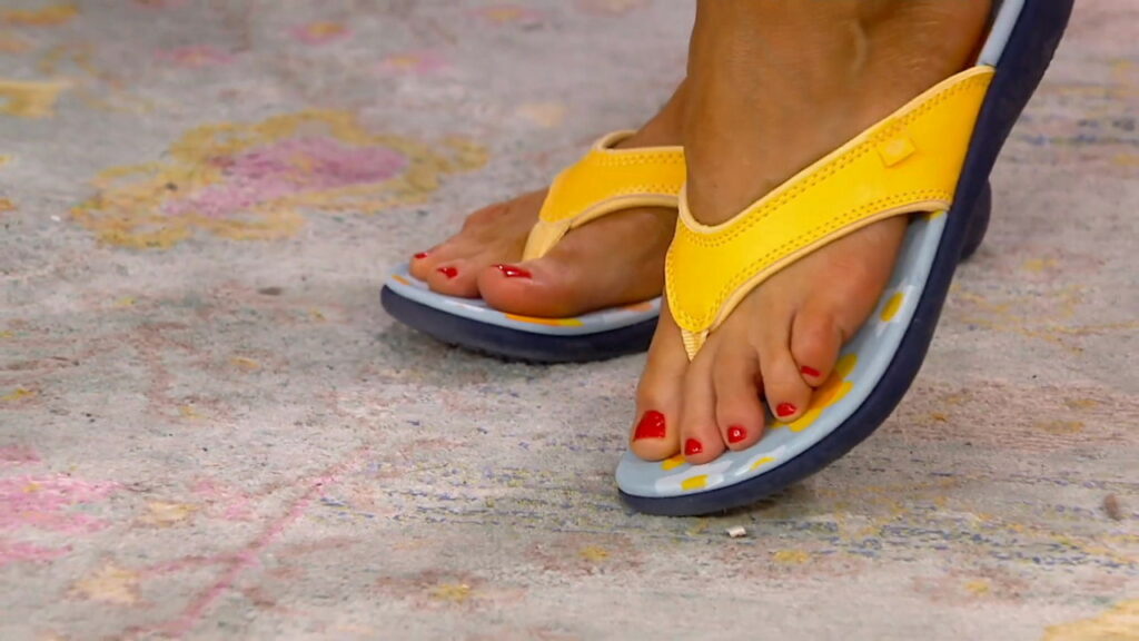Amy Stran Feet (12 sexy-photos)