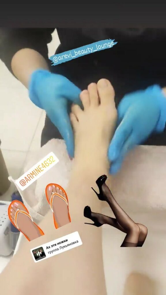 Yelena Borisenko Feet (34 photos)