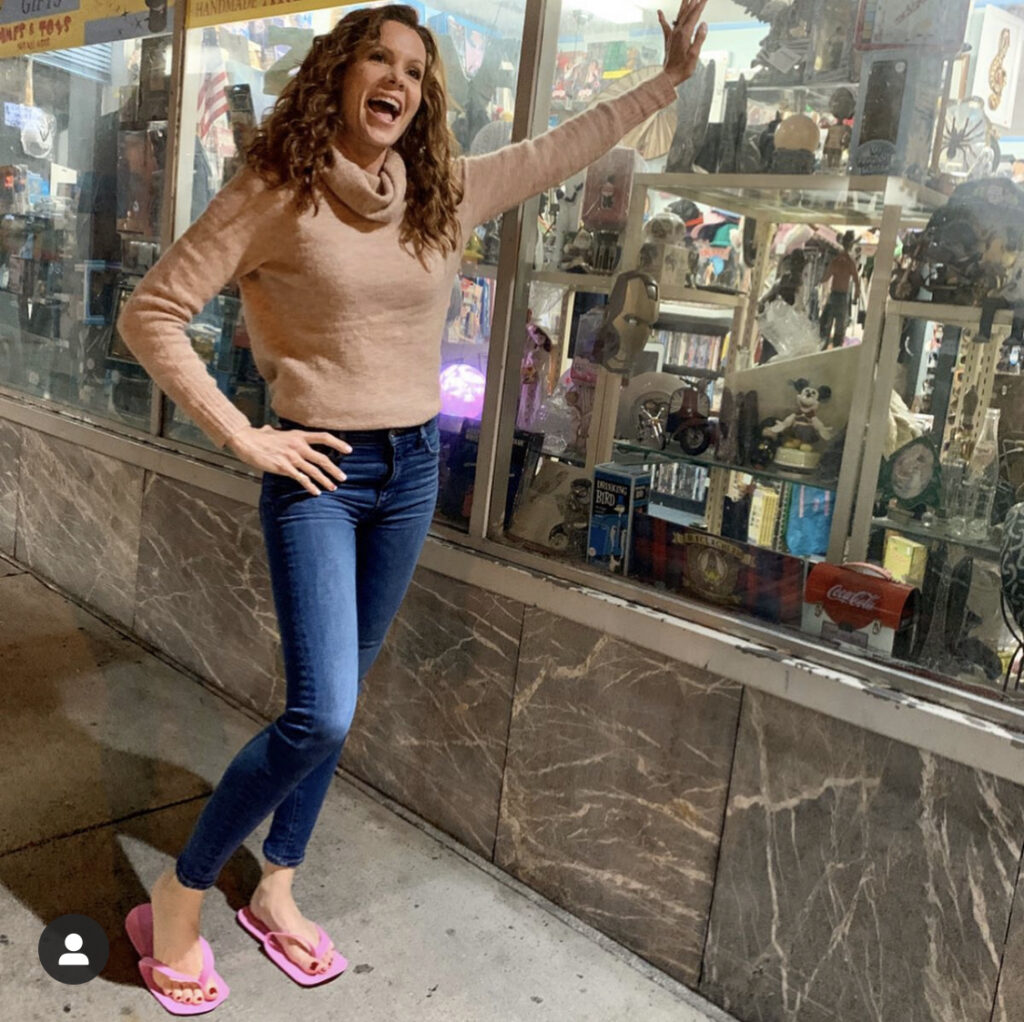 Robyn Lively Feet (3 images)