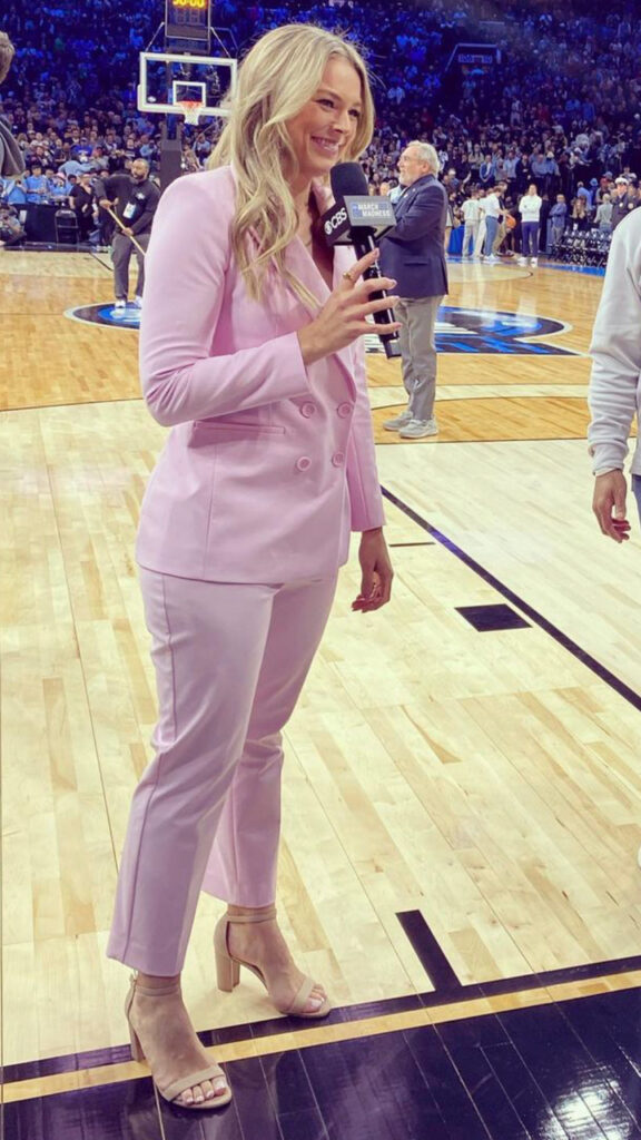 Jamie Erdahl Feet (4 photos)