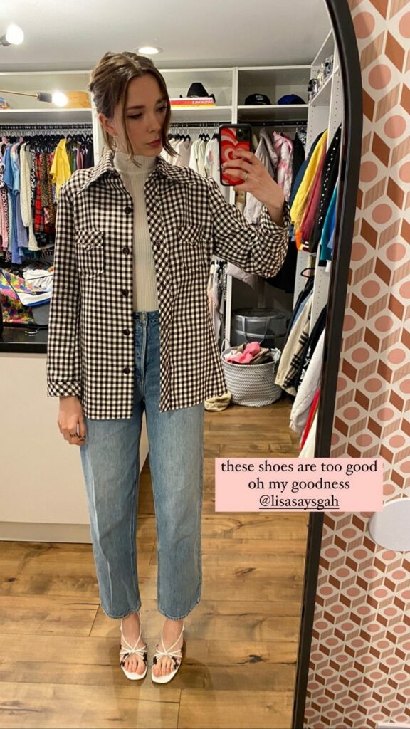 Lydia Night Feet