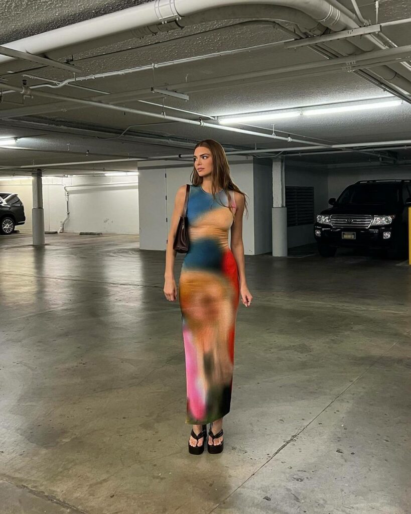 Kendall Jenner Feet (22 sexy photos)