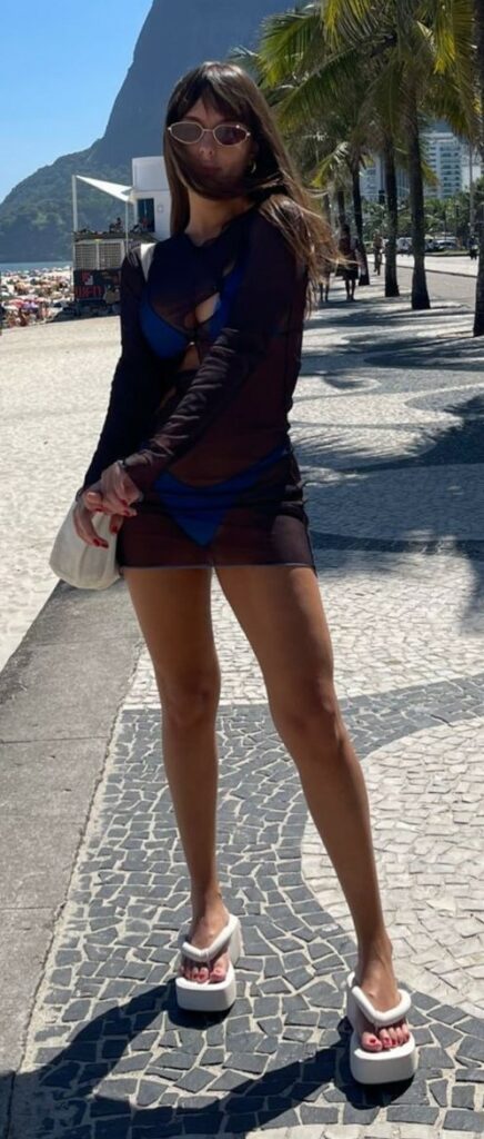 Tha S Braz Feet (23 images)