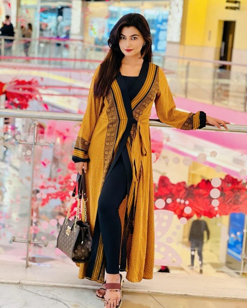Lamima Lam Feet (23 photos)
