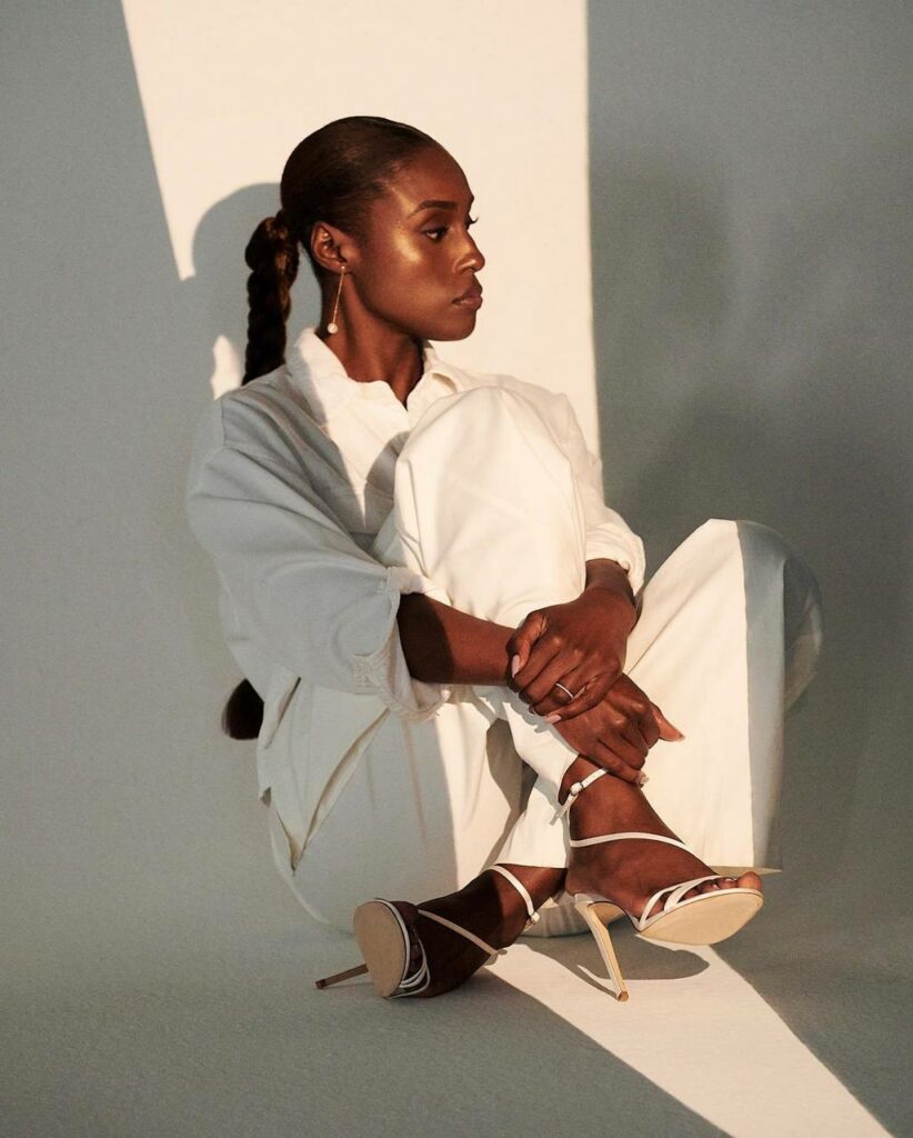 Issa Rae Feet (17 pictures)